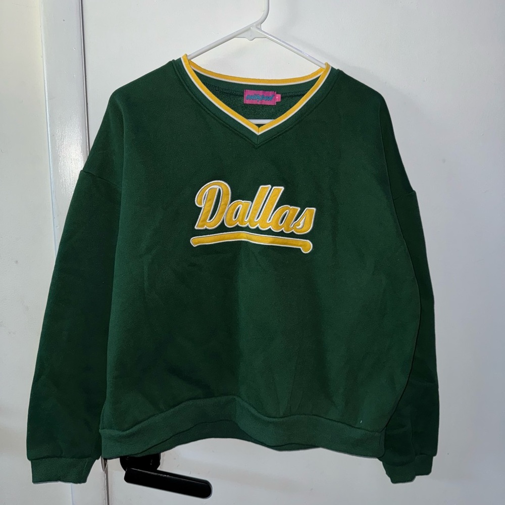 V-Neck Green and Yellow Sweater with Dallas Design